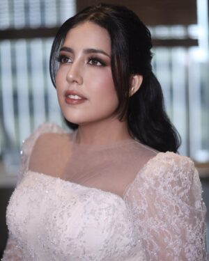 Nessie Judge Instagram - So honored to be a part of your day, Nes 🥹 @nessiejudge 💕 thank you for trusting me from the very beginning. Thank you for the fun makeup sesh dari subuuhhh 😭🫶 ngobrol dari A-Z! I’m so so happy that you finally found your person that you’re gonna work through marriage together till jannah 🤍 congrats again, my love 🥺

Makeup by VG
Hairdo akad @minarbeauty 
Hairdo resepsi @yuliacenvensius
Gown akad @wirantikurniabride 
Gown resepsi @christiebasill