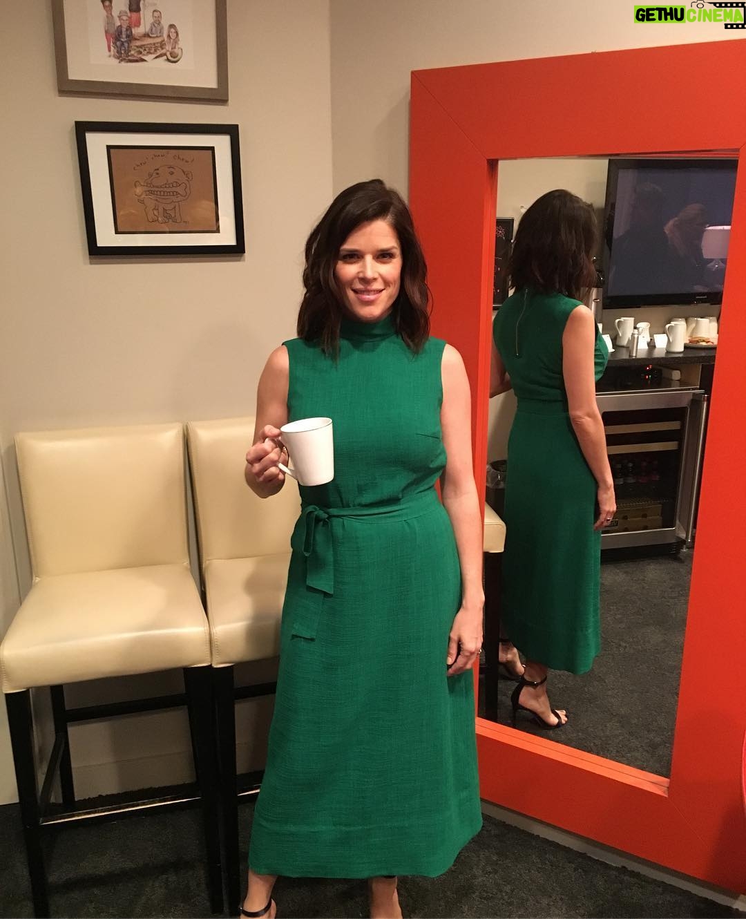 Neve Campbell - 10.4K Likes - Excited to be promoting @houseofcards on @abcthechew today!
#hair @marcmena #makeup @kimbower