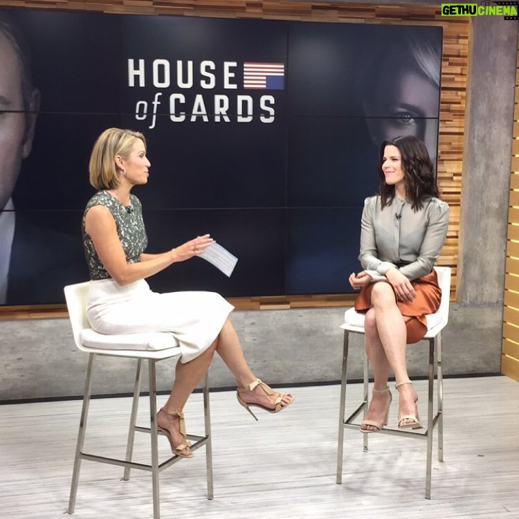 Neve Campbell Instagram - Just did Good Morning America.Doing the rounds of talk shows this morn for #houseofcards So happy people are digging the show. Heading to do @kellyandmichael now