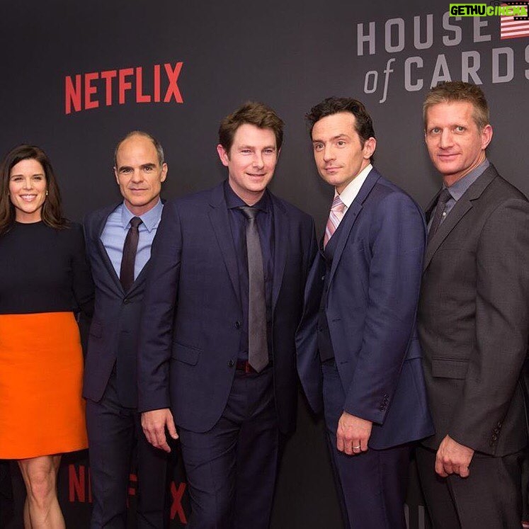 Neve Campbell Instagram - We're so happy the show is getting such great response. So glad ya'll are enjoying it!!! #houseofcards