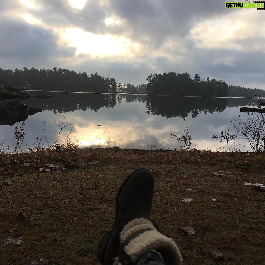 Neve Campbell Instagram - Happy thanksgiving to all from a visit in Canada. Still very proud to have the honor of living in America. I just pray that we can all try to come together and see eye to eye as best we can. UNITED States of America. It's important we remember this. It's been hard for us all. I wish nothing but the best for our country. Sending love to all in these times of diversity.