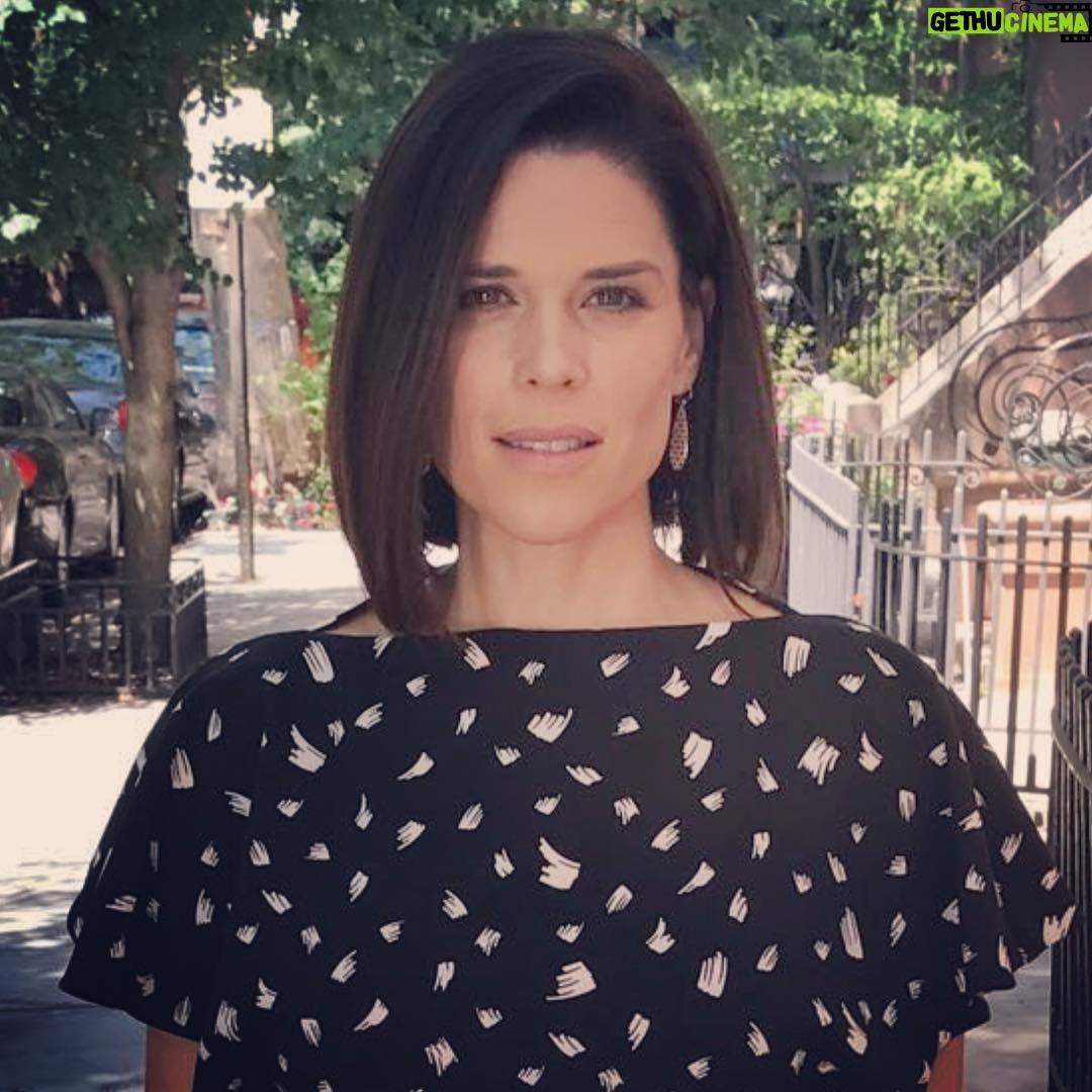 Neve Campbell - 15.8K Likes - Headed to do an interview for Nylon on Facebook live. Gonna be fun!!! On at 3:30pm EST today! Hair @marcmena Makeup @natashasmee Dress @csiriano