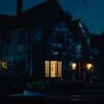 Neve Campbell Instagram - There are a lot of cliché ways blood gets spilled in horror movies – I should know! What’s scarier than a good thriller is that 50% of Americans like watching blood get spilled in horror movies, but only 3% donate it. Tap the link in my bio to schedule your appointment with the @americanredcross. #partner