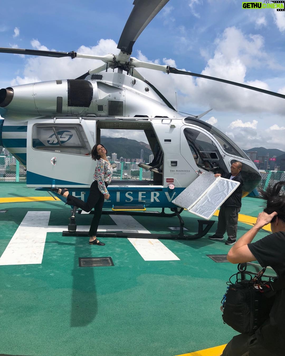 Neve Campbell - 16K Likes - Went up in a helicopter over beautiful Hong Kong yesterday with @goodmorningamerica Isn’t this how everyone enters a helicopter? Exciting times!!! #HongKong