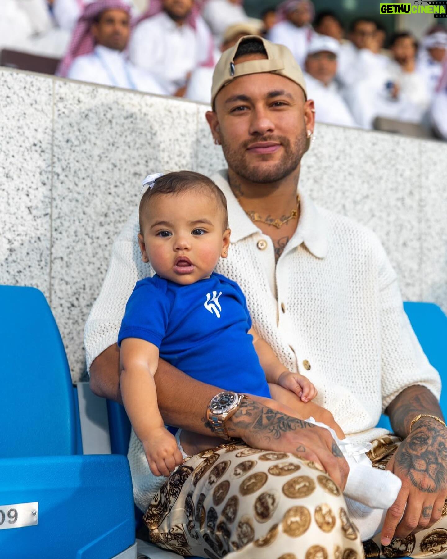 Neymar Jr Instagram - Primeiro jogo da Mavie e o Papai já saiu campeão 👏🏽😂