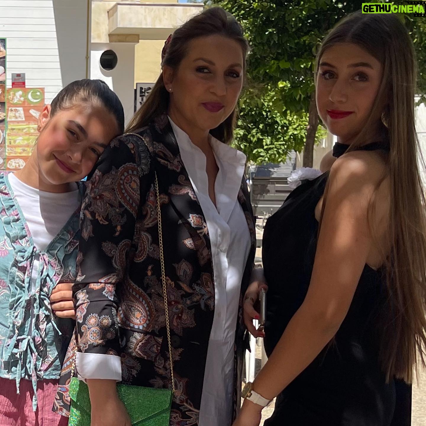 Niña Pastori - 19.4K Likes - En la feria del caballo ! Una feria que me gusta mucho !💜🍀