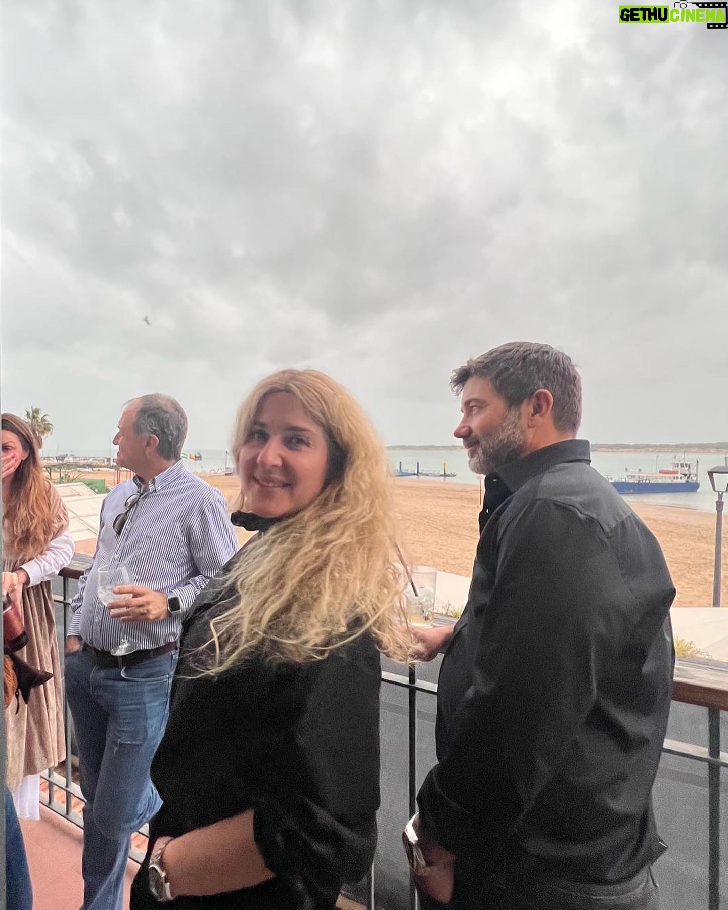 Niña Pastori Instagram - Un fin de semana estupendo con gente a la que quiero mucho! Y mi amiga @clarititas que hace unas fotos siempre 👍😜📸 Os quiero familia!