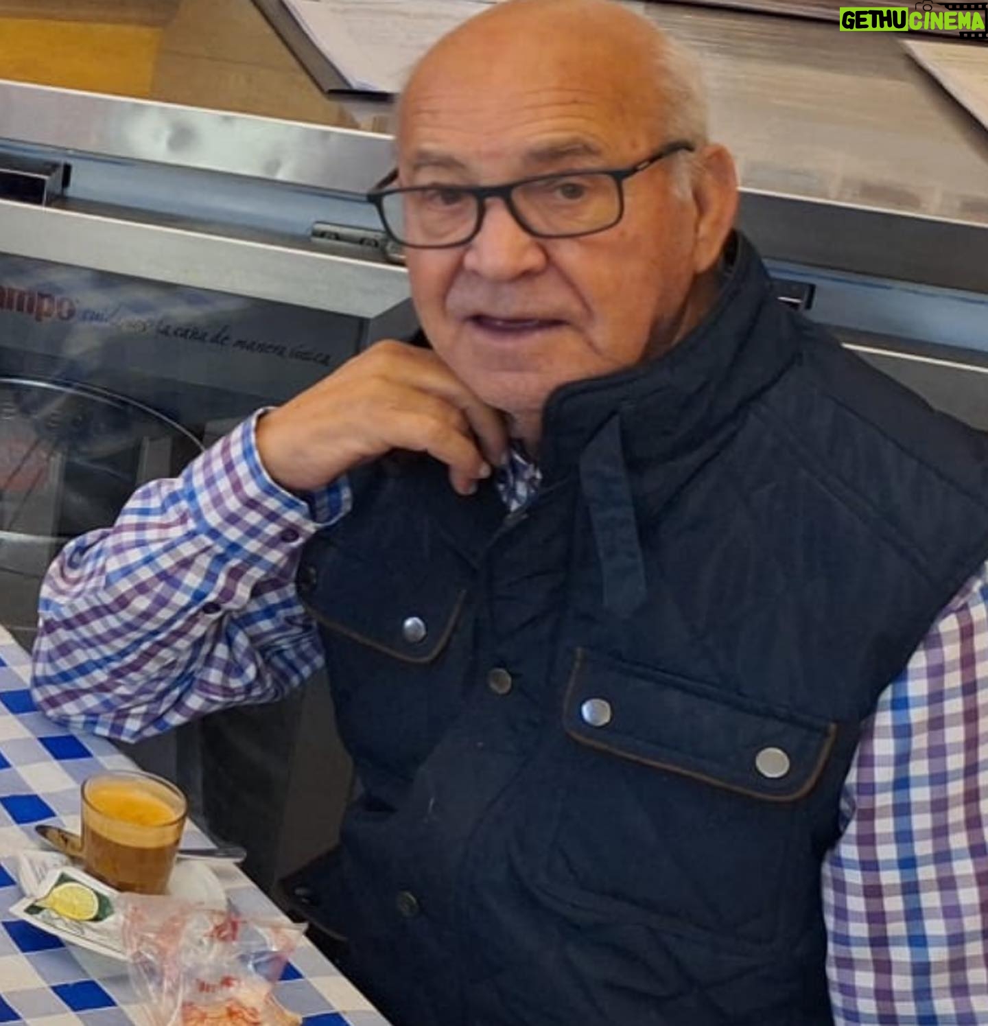 Niña Pastori Instagram - Feliz día del Padre y feliz día de tu santo papá! Te quiero mucho y te deseo lo mejor del mundo, hoy y siempre! 💜🍀😁🥂🥳 También quiero felicitar a todos los José de mi familia que son muchos y a todos los padres!😜