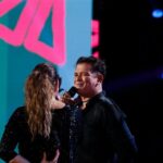 Niña Pastori Instagram – Es un regalo poder cantar contigo! Qué suerte tiene la música de tenerte y nosotros de poder disfrutarte 👏🏻 Gracias @carlosvives por contar conmigo en una noche tan especial! @rtve @rtvecomunicacion 💜🍀 

🪡 @paco_rus 
💄 @mateo.makeup 
👗 @nicolas__montenegro 
💍 @delparamovintagejoyas 
👠 @martinellishoes