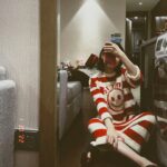 Ni Ni Instagram – 这几天。
新年快乐，平安喜乐♥️