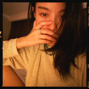 Ni Ni Instagram - 六·一🖤💗♥️
分享💛🧡