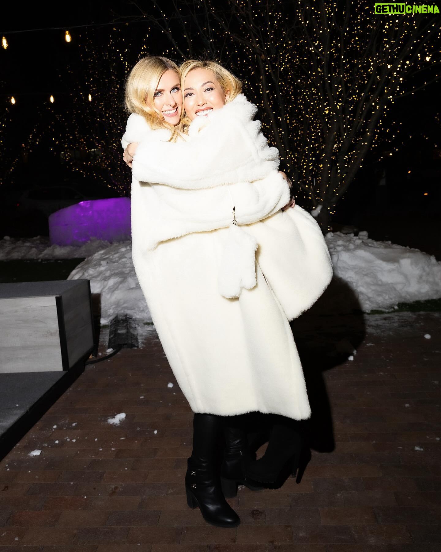 Nicky Hilton Instagram - Teddy galore! 🧸🤎 So happy to be back in Aspen with my @Maxmara family! So much fun celebrating their holiday pop up at The Jerome Hotel! Open now thru January 6th. #Maxmara #MaxMaraTeddyTen