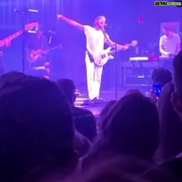 Nicole Alexander Instagram - ✨ Last Night ✨ 🎸@moon_taxi