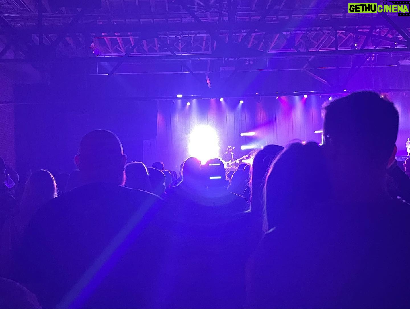 Nicole Alexander Instagram - ✨ Last Night ✨ 🎸@moon_taxi