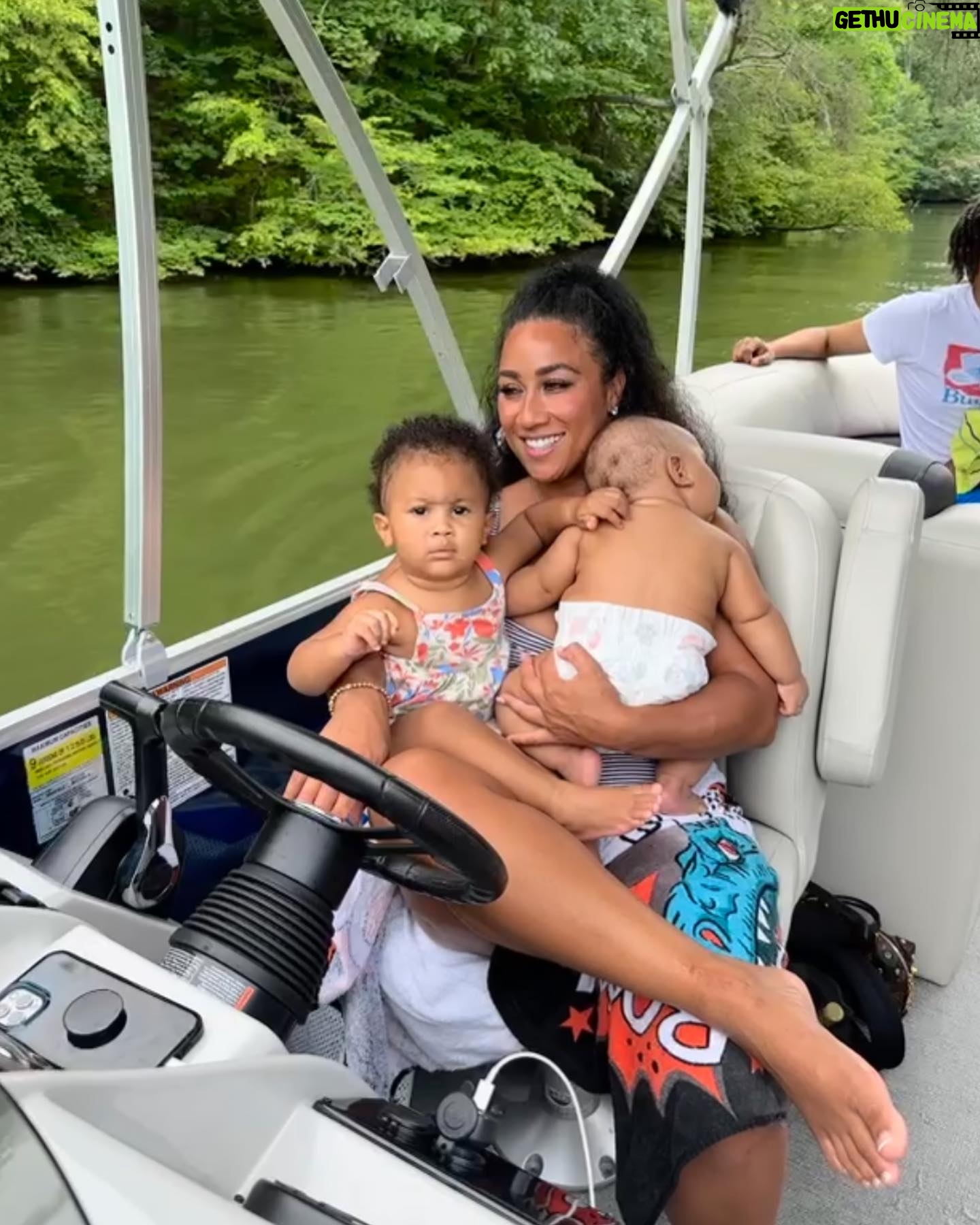 Nicole Alexander Instagram - Lately 🥰 #Lakelife #Family #AuntieNikki #Sisters