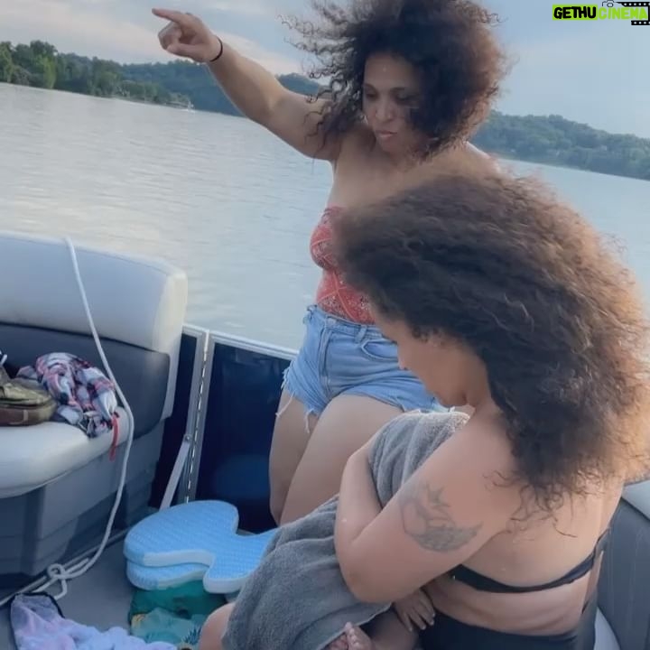 Nicole Alexander Instagram - Lately 🥰 #Lakelife #Family #AuntieNikki #Sisters