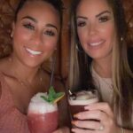 Nicole Alexander Instagram - 🥂☘️