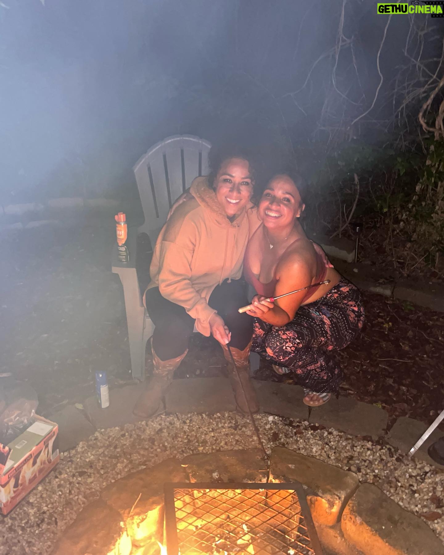 Nicole Alexander Instagram - Lately 🥰 #Lakelife #Family #AuntieNikki #Sisters