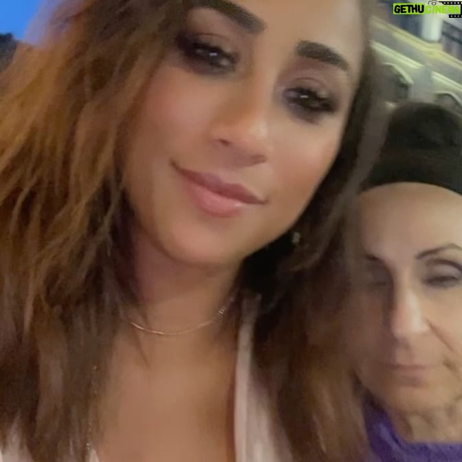 Nicole Alexander Instagram - 🥹 No better feeling than all of us together🥳 #Sisters #Family #Soulmates when we get along 😂