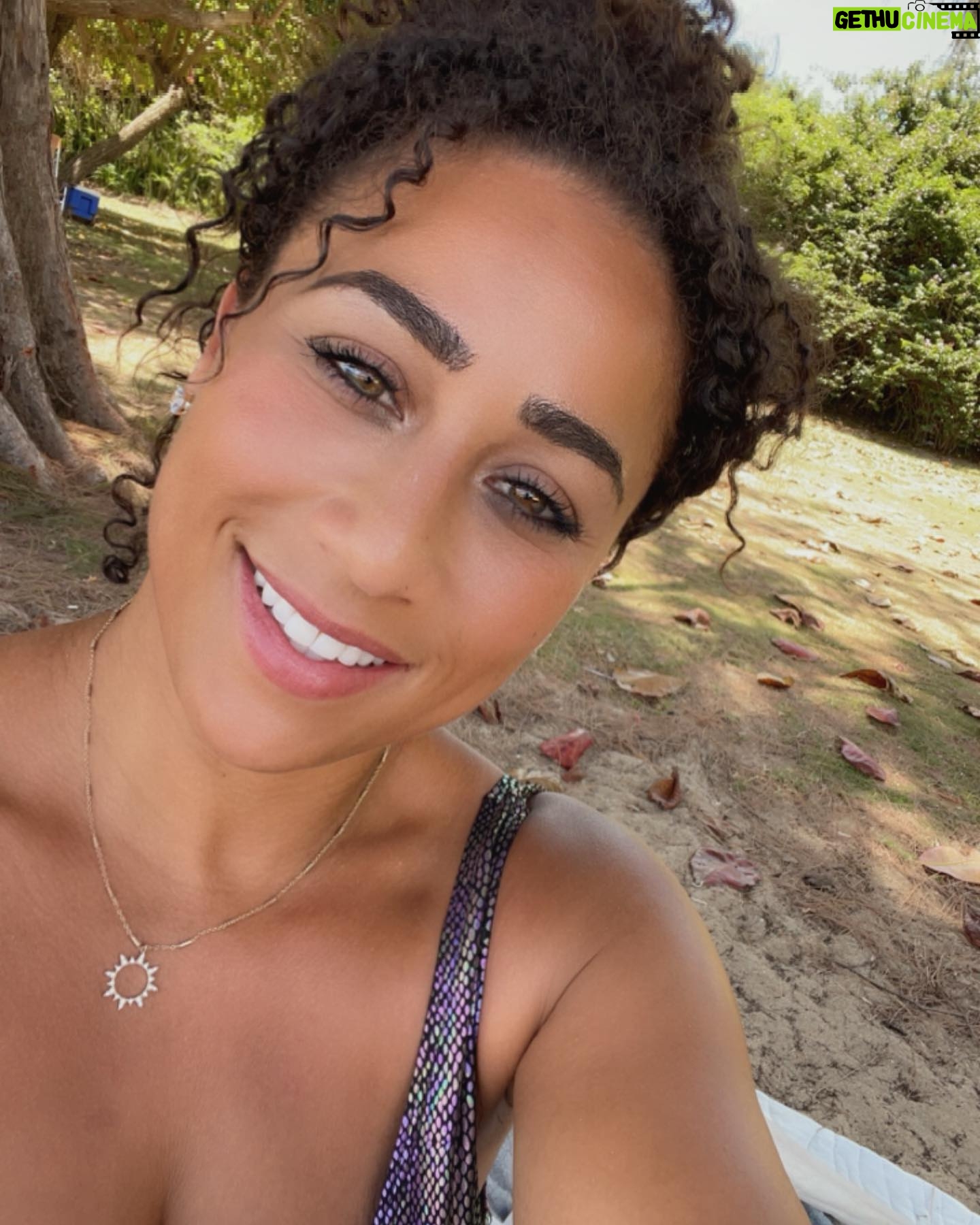 Nicole Alexander Instagram - 🥰🌊🌴