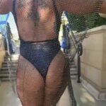 Nicole Alexander Instagram - Ahhh One more day🎉 Crazy to think this is the last day of my 30’s!! 😂40 here I come 🥰🎉🎉🎉 #Hoopz #CancerSeason