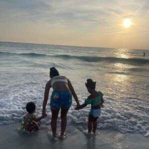 Nicole Alexander Instagram - ☀️Sun Kissed🥰 #sunsets #family #sundayfunday