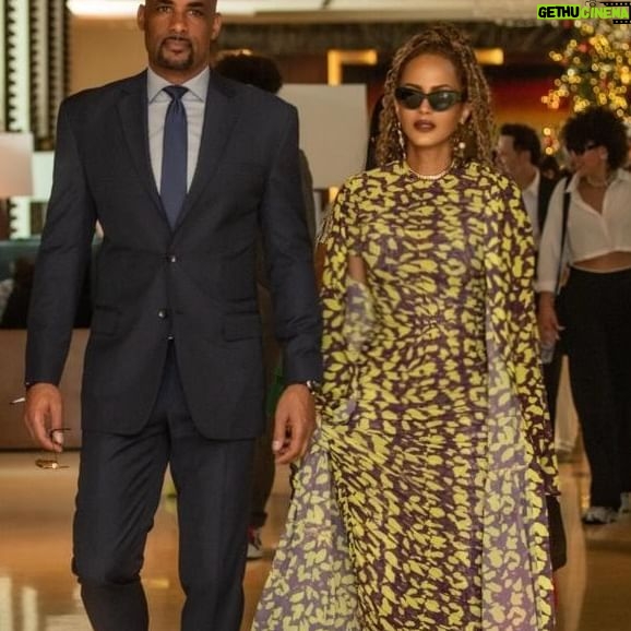 Nicole Ari Parker - 15.9K Likes - Yesterday was Day One ☝🏽 of the INCREDIBLE @fcaecorg #FullCircleAfricaEconomicConference put together by @BorisKodjoe & @PatKodjoe and the incredible Team in Ghana.
So proud of you Babe ❤️
So good to be back. 🇬🇭 with Old friends New friends and our Fam. 👧🏽 👦🏽