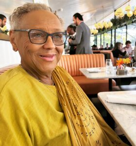 Nicole Ari Parker Instagram - MOMMY!! 🎉🎉🎉 Happy 80th turn around the SUN ☀️ We love you sooooo much 💛💛💛 Can’t wait to celebrate with you & shower you with all the Love, Laughter and Cornbread you’ve given me and Soph and Nico and B. 😇😄 👉🏽Yes, I stole your whole face. Goodnight.
