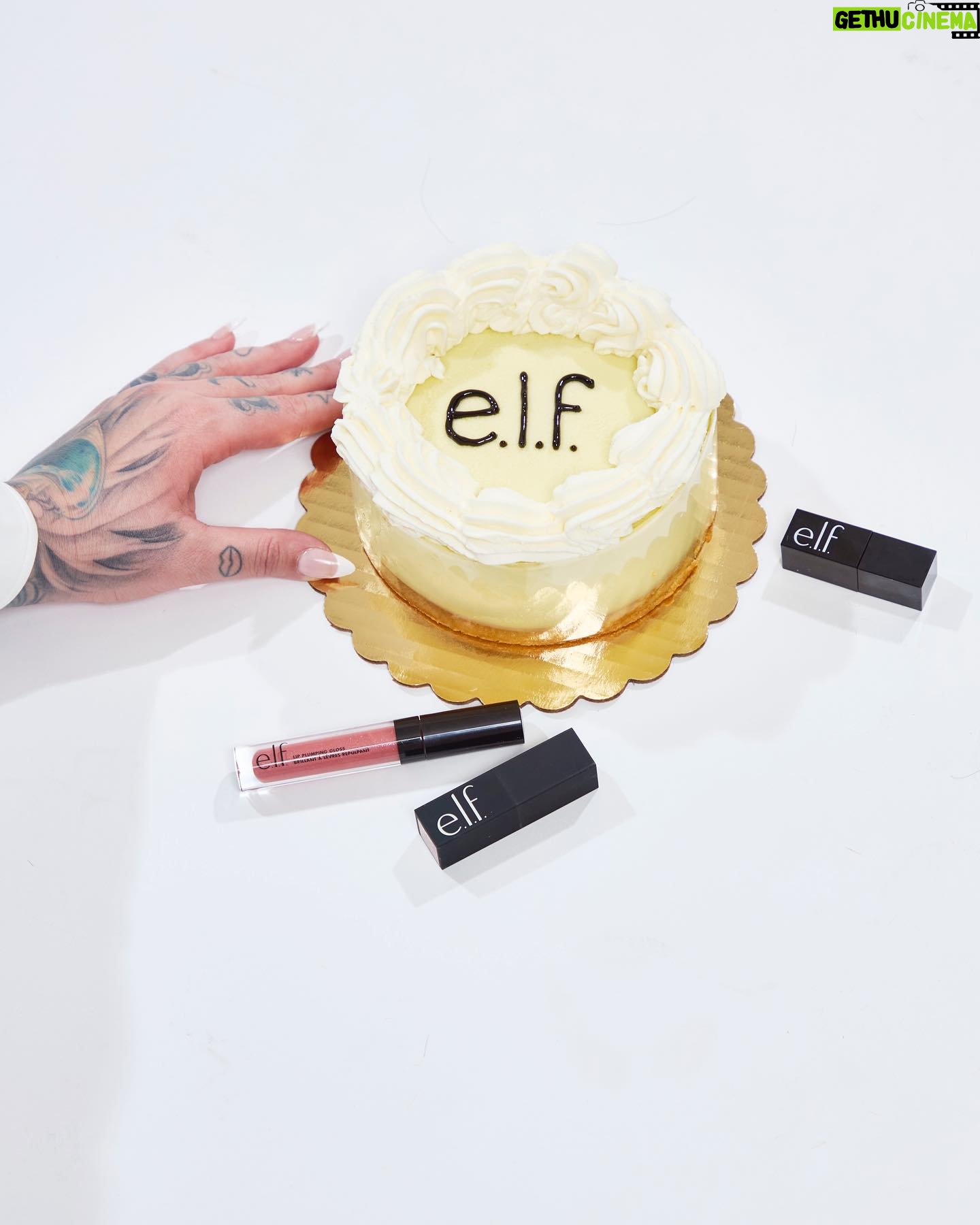 Nicole Faulkner - 40.2K Likes - I’m extremely proud and grateful to kick off 2024 by announcing I have a new home at @elfcosmetics as Senior Director of Artistry & Events!!! 🎉 🤍🎨
This role was crafted for me specifically to fully encompass my strengths and passion for both artistry, of course, as well as events!
I’m so excited to be apart of this amazing brand/community and ready to step into this dream role!Thank you to all of you who continue to show me so much love and support, I couldn’t have made it through the lows without you and the highs wouldn’t be so sweet.
If I’ve learned anything, it’s that even when life gets tough we gotta keep going because anything is elf-ing possible!!! 😏
#elfcosmetics #elfingamazing
Photos: @maxbronner
Hair: @thedustinbaker