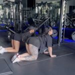 Nicole Faulkner Instagram – **Glute Day warmup**Comment 🐈 or a 🐮 emoji if you want the glute day workout that murdered me thanks to @jaelynfit