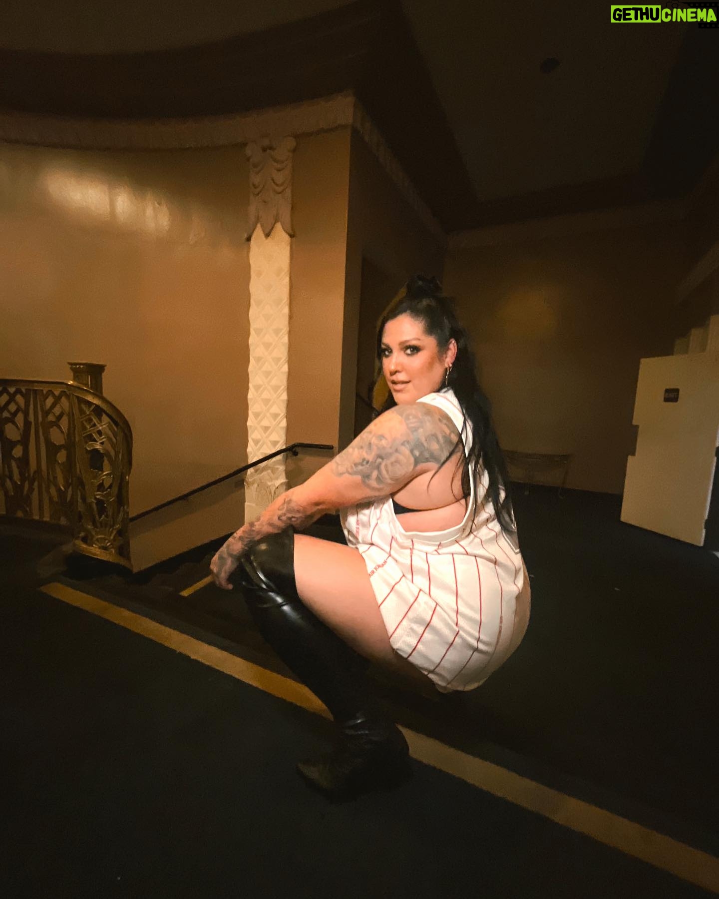 Nicole Faulkner - 5.9K Likes - Never bitter, only better.