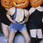 Nicole Faulkner Instagram – My favorite Halloween tradition 👌🏼🎃#halloweencostume #pumpkinheadphotoshoot #pumpkinhead #pumpkincarving #halloweenideas