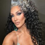 Nicole Faulkner Instagram – Mama Visage @michellevisage 💅💄
@rupaulsdragrace 
Makeup by me
Hair by @hisvintagetouch 
#dragrace