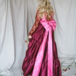 Nicole Franzel Instagram - “You’ve been stabbed in the back and the rest of your body Won’t you tell me where you’re bleedin’ from? If you need a tourniquet or if you wanna turn and quit Know that I’ll be by your side You bled your whole soul into things you can’t control In a world you’ll never satisfy” 🎶 I appreciate songs that are deep. I have a hard time listening to much of anything else.