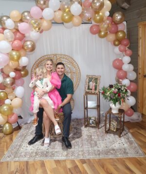 Nicole Franzel Instagram - happy wedding shower to my favorite brother, Jesse & soon to be sister, Ashley! 🤍 everything was so beautiful and I can’t wait to continue to celebrate you two 🥂 love you!! 🥰