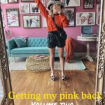 Nicole Franzel Instagram - 🦩Flamingo pose unite 🦩 I think it was the 2.5 years of breastfeeding that really threw me for a loop 🩷 can’t wait to do it all again though 😝
