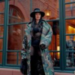 Nicole Lynn Williams Instagram - Wore my sleeping bag 🤠❄️