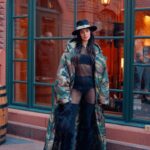 Nicole Lynn Williams Instagram - Wore my sleeping bag 🤠❄️