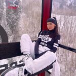 Nicole Lynn Williams Instagram - The best day .. other then having a mini meltdown when our gondola came to a stop for 4min (felt like 20) at the highest point of the mountain. 🏔️🚡 Outfit @revolve @fwrd