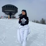 Nicole Lynn Williams Instagram - The best day .. other then having a mini meltdown when our gondola came to a stop for 4min (felt like 20) at the highest point of the mountain. 🏔️🚡 Outfit @revolve @fwrd