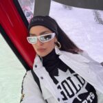 Nicole Lynn Williams Instagram - The best day .. other then having a mini meltdown when our gondola came to a stop for 4min (felt like 20) at the highest point of the mountain. 🏔️🚡 Outfit @revolve @fwrd