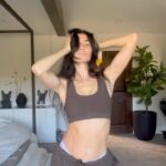 Nicole Lynn Williams Instagram - A little morning routine… @alo