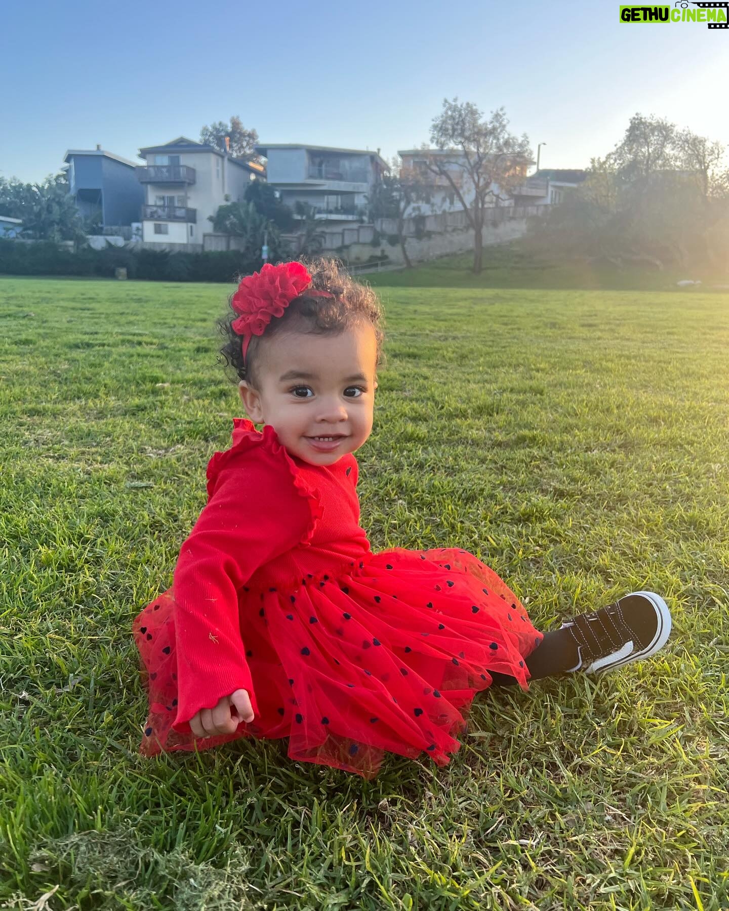 Nicole Lynn Williams Instagram - My forever Valentine ❤️🌹💌 @indiamoonenglish
