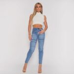 Nicole Moreno Instagram - Nueva colección de @billionairedenim . Outfits soñados y jeans con un calce Perfecto 💕 #moda #tendencia #nuevacoleccion