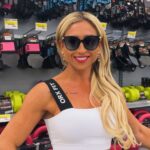 Nicole Moreno Instagram - 😍 Llegar a mi cuerpo soñado se volvió mucho más fácil cuando aprendí a comprar lo correcto 🫶🏽 Y ahora te lo muestro a ti 😊 🤩🙌🏽 Lo que más me gustó fue encontrar mis guantes favoritos de @orxfit en el @lider_cl de Vitacura que voy siempre También, los pueden encontrar en lider.cl y son increíbles 🥰 Los recomiendo mil!! 💞 #fy #fyp #parati #viral #chile #gymlifting #workout #training #fashion #trend #gym #workout #gimnasio #saludable #entrenamiento