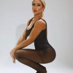 Nicole Moreno Instagram - Mantén en tu vida gente que realmente te quiera, te motive, te valore, te anime, te inspire, te haga mejorar y te haga feliz. . 📸 @stolzenbach.jpg
