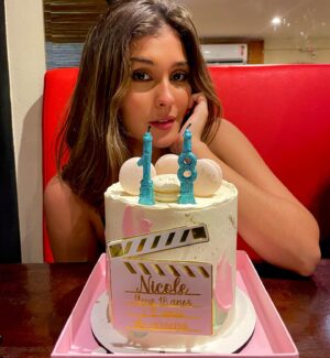 Nicole Orsini Instagram - ma day 🎂🔞💕