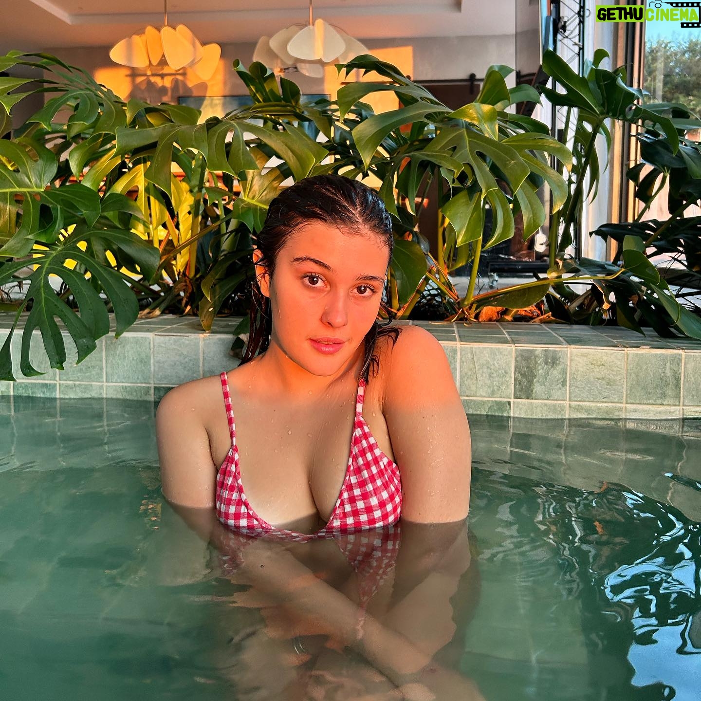 Nicole Orsini Instagram - viciada em viver