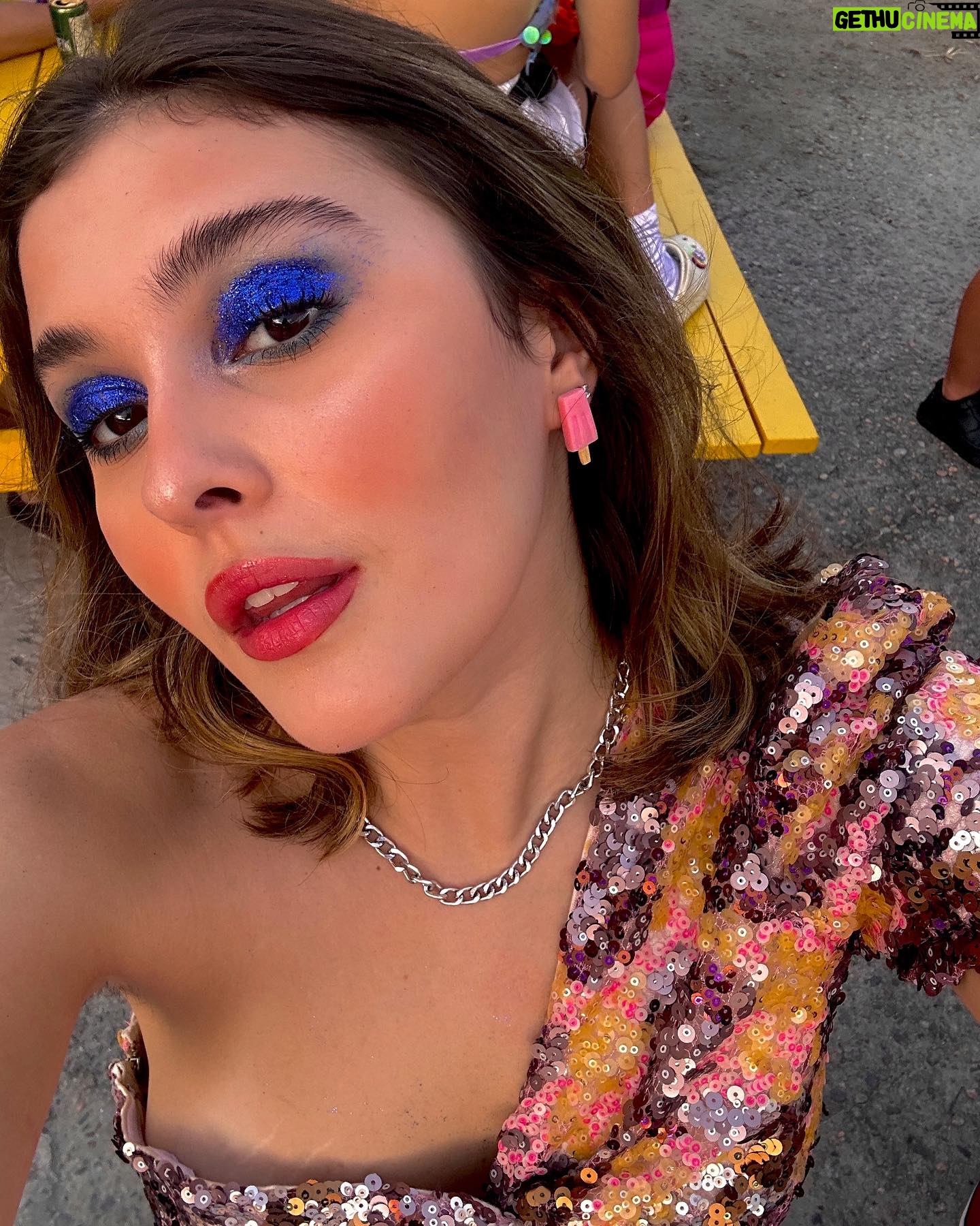 Nicole Orsini Instagram - carnaval, te amo, e obrigada por tudo 💕