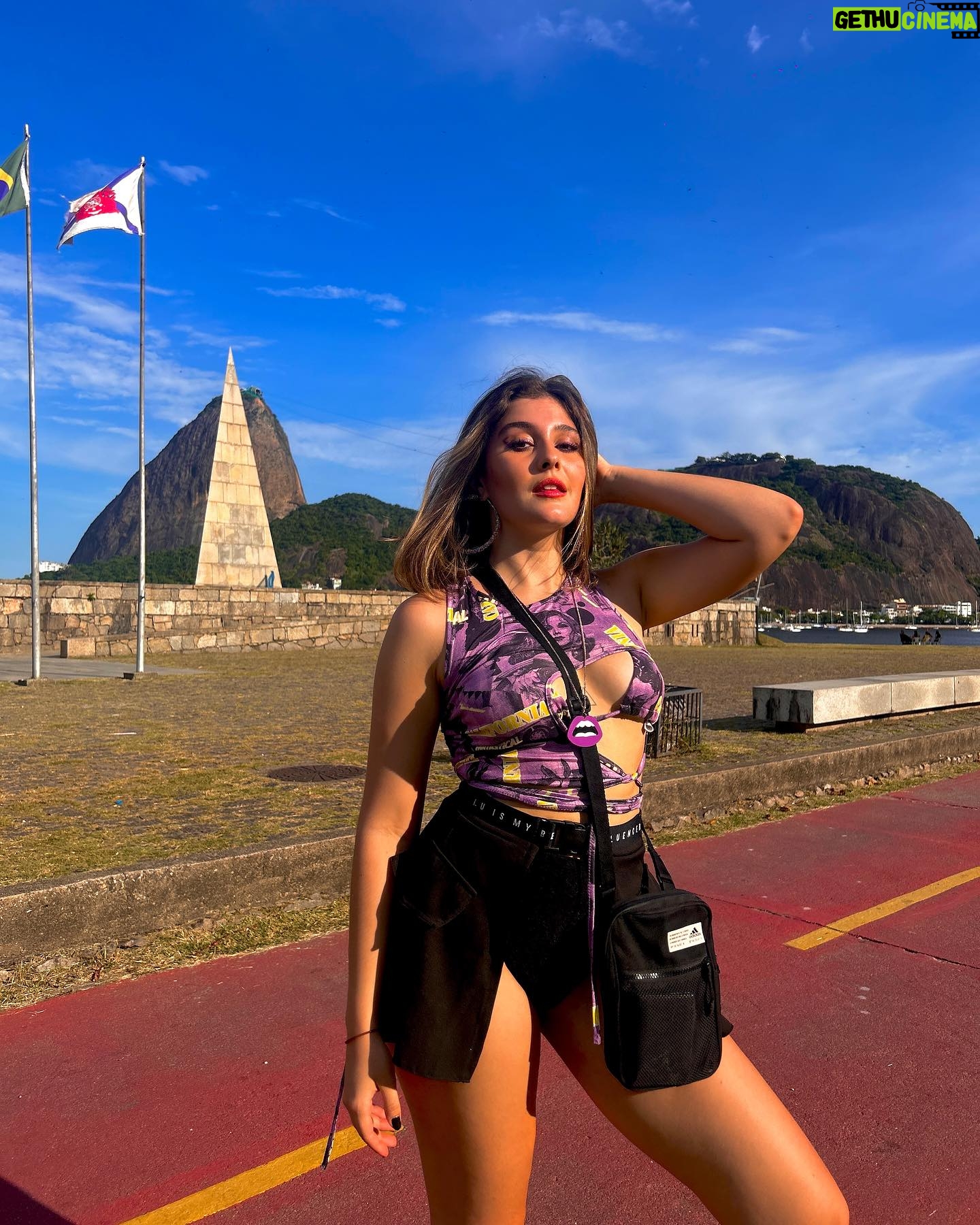 Nicole Orsini Instagram - carnaval, te amo, e obrigada por tudo 💕